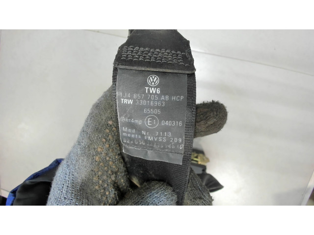 Ремень безопасности Volkswagen Bora 