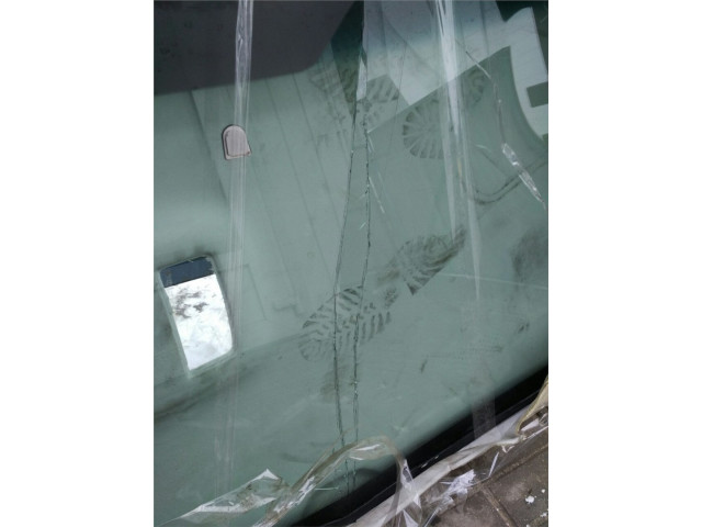 Стекло лобовое Dodge Ram (DR/DH) 2001-2009