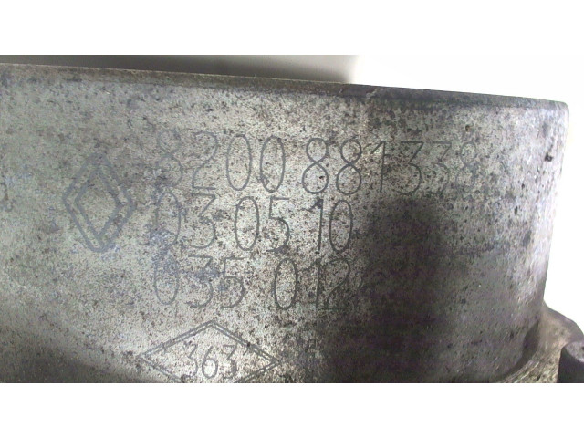 Насос вакуумный Opel Vivaro 2001-2014