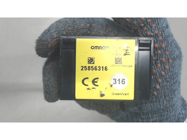 Блок управления центральным замком Chevrolet Captiva 2006-2011