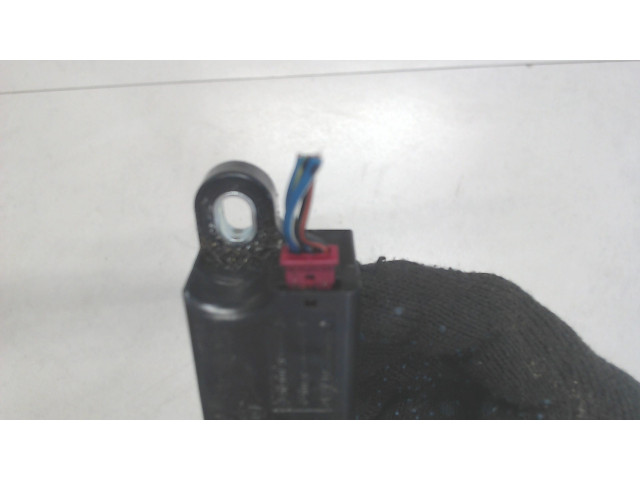 Датчик удара Mercedes E W211 2002-2009