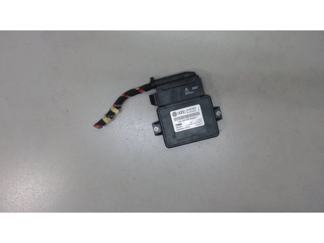 Блок управления стояночным тормозом Audi A6 (C6) Allroad 2006-2008