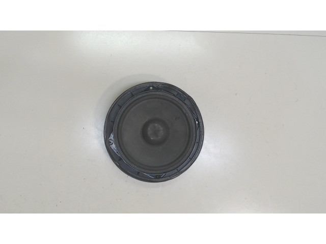 Динамик Audi A4 (B6) 2000-2004