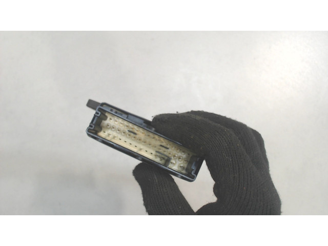 Блок управления дверьми Opel Signum