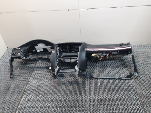 Панель передняя салона (торпедо) Lexus LS460 2006-2012 