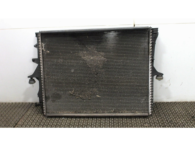 Радиатор охлаждения двигателя Volkswagen Touareg 2002-2007