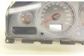 Панель приборов 30682277, 8602885   Volvo V70       