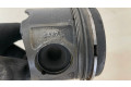 Píst 8487E, 512   BMW 1 E81 E87  pro naftový motor 2.0  
