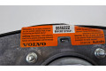 Подушка безопасности водителя 8686222 Volvo S60