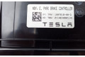 Модуль управления ручным тормозом 100761800D, 100761800D   Tesla Model S