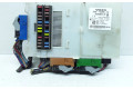 Блок предохранителей 30765624, 7G9T14C256FA Volvo V70