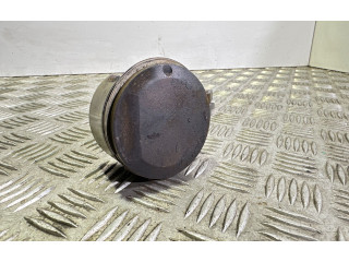  Поршень с шатуном  2399  Jaguar XJ X308  