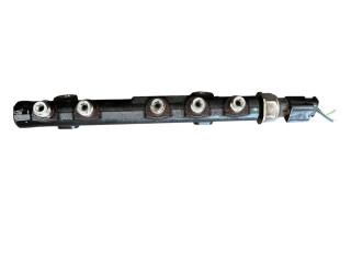 Топливная рампа 9685297580   Citroen C4 II Picasso   для двигателя 9HC
