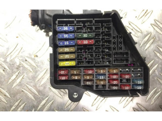 Блок предохранителей     Volkswagen Golf IV    