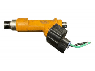 Vstřikovač 2325040020, 042093113 Toyota Yaris pro naftový motor 1.3