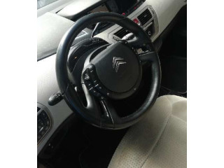 Руль Citroen C4 Grand Picasso 2007 - 2013 года 96821842zd, desgastado