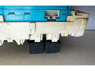 Блок предохранителей MR40589, 47630129 Mitsubishi Galant