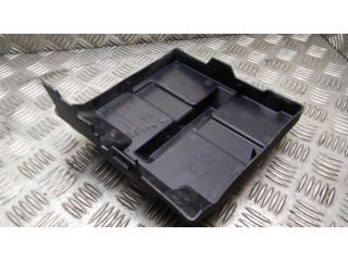 Pojistková skříňka Крышка ящика предохранителей 93856636, 8200490003 Renault Trafic II (X83) 2007