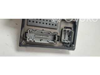 Блок предохранителей 30728542, 9869009000   Volvo V70    