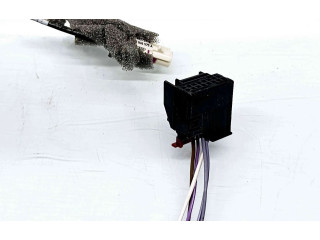 Зеркало электрическое Volkswagen Caddy 2015 - 2020 года