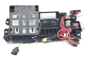 Блок предохранителей  4E0971845   Audi A8 S8 D3 4E    