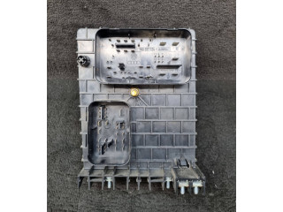 Блок предохранителей 1K0937124H, 1K0906381   Audi A3 S3 8P    