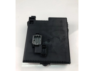 Блок предохранителей  30786648   Volvo V70    