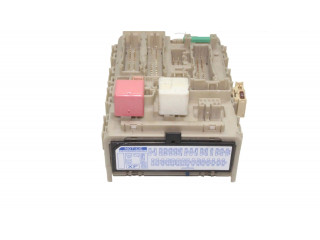 Pojistková skříňka 827300F330 Toyota Verso-S 2014