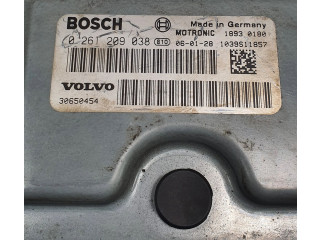 Блок управления двигателем Блок управления 30650454   Volvo C70