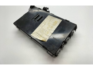 Pojistková skříňka Řídící jednotka BSM P8200621762, 281180842A   Renault Clio III 2007