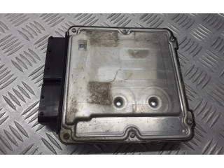 Řídící jednotka 03G906016DJ Skoda Octavia Mk2 (1Z) 2008