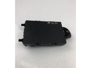 Блок предохранителей 32142591 Volvo XC90