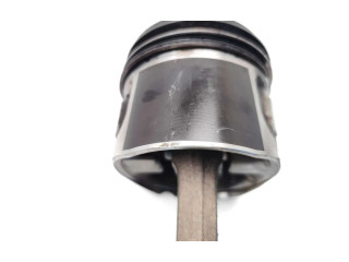 Поршень с шатуном N22A2 N22A2 Honda CR-V