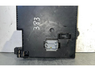 Блок предохранителей 8676391   Volvo XC90    