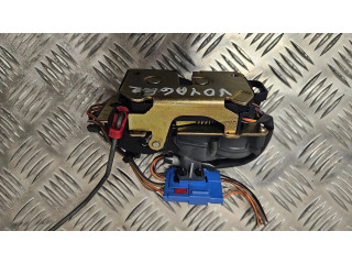 Zámek zadních dveří Chrysler Voyager 2006