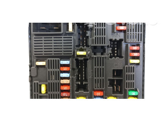 Блок предохранителей 284B62342R   Renault Scenic III -  Grand scenic III    