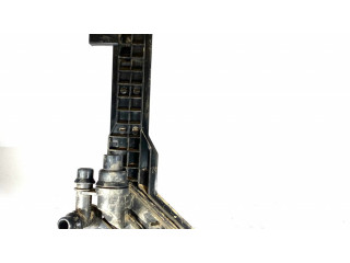 Радиатор (ы) держатель / кронштейн