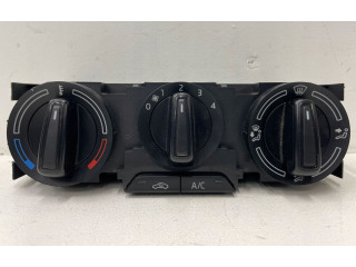 Блок управления климат-контролем Skoda Fabia Mk3 (NJ)