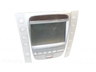 Радио/ проигрыватель CD/DVD / навигация