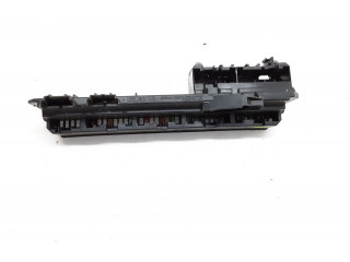 Pojistková skříňka 15613290 BMW 5 E60 E61 2004