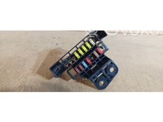 Блок предохранителей Toyota Corolla Verso AR10