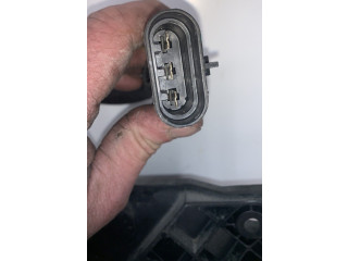 Вентилятор радиатора 13148302 Opel Meriva A