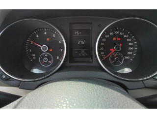 Панель приборов 5K0920861   Volkswagen Golf VI       