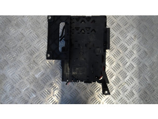   Pojistková skříňka 7L0937548C   Audi Q7 4L 2008