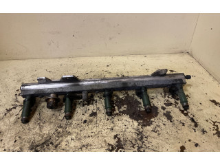 Топливная рампа 9202710 Volvo S60