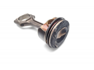 Поршень с шатуном