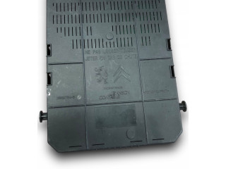 Блок предохранителей 966405888002 Citroen C5