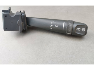 Ручка стеклоочистителей    Volvo V70