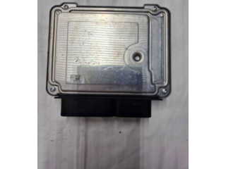 Řídící jednotka 03G906021AR, 1039S11562 Volkswagen Caddy 2006