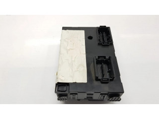 Блок предохранителей 520780640, 52078064   Jeep Renegade    